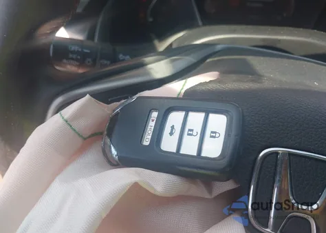 2019 Honda Civic из США, поврежденный, VIN 2HGFC3A59KH754771